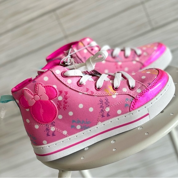 🆕 Disney Ltd Ed. Hot Pink Minnie Mouse Bow Icon Zip-Side High-Top Sneakers - Picture 1 of 14